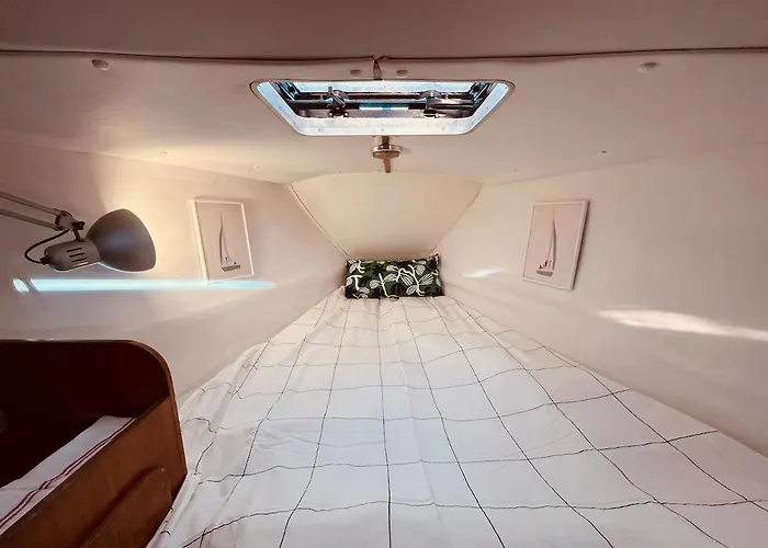 Botel Bacus - Your Floating Hideaway In *